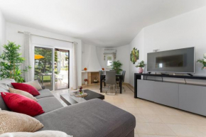 Balaia Golf Poolside Retreat - Superior 2 bed villa
